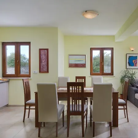 Charlie * Labin (Istria)